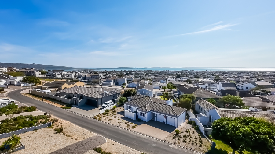 3 Bedroom Property for Sale in Country Club Western Cape